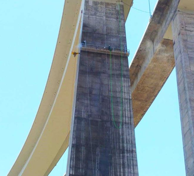 Accesus - Plataforma suspendida para mantenimiento de viaductos
