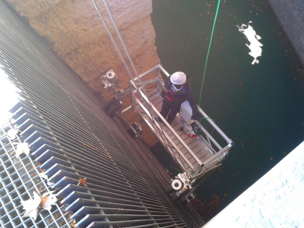 Accesus - Plataforma suspendida - plano inclinado 45º para presas_8