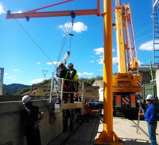 Accesus - Andamio Colgado en pluma giratória_4