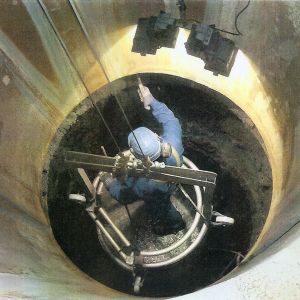 Accesus - Cestas colgantes para grúa - Cestas a medida