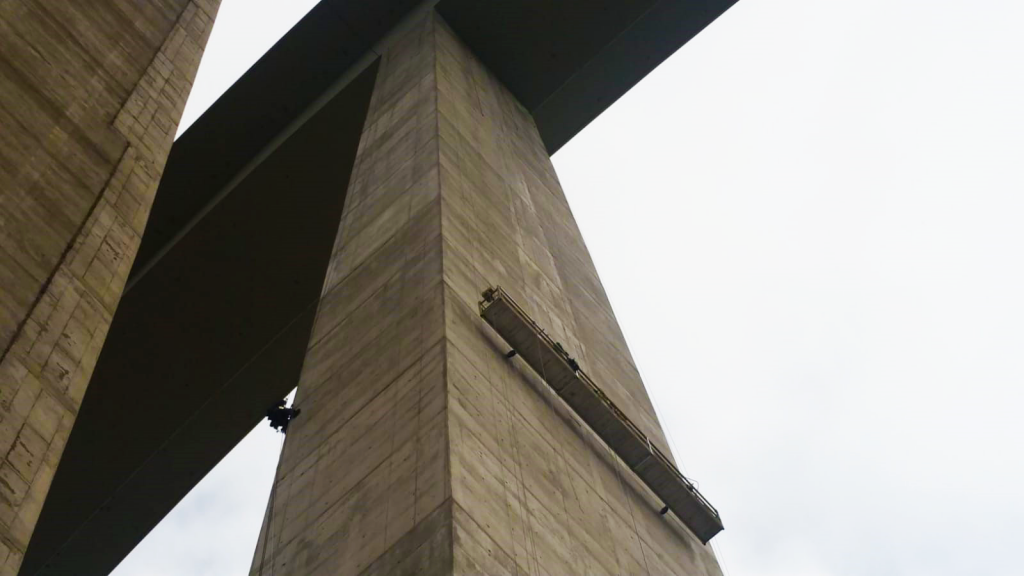 Accesus - Plataforma suspendida para mantenimiento de viaductos_6