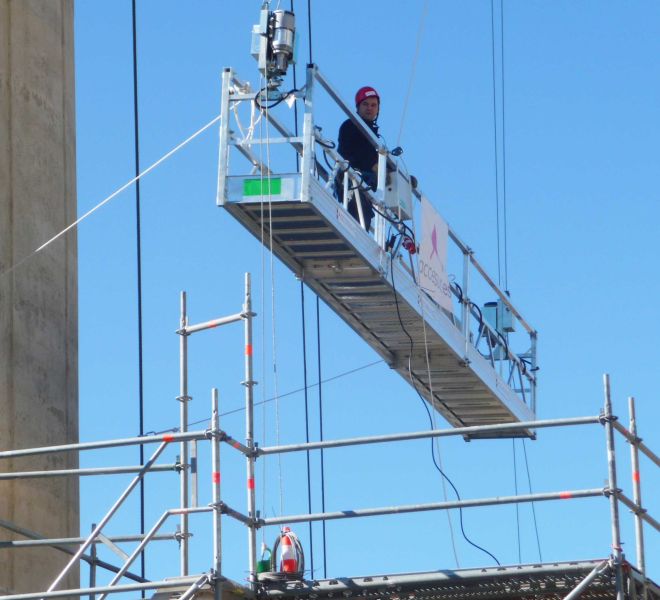 plataforma-suspendida-mantenimiento-torre-solar_web