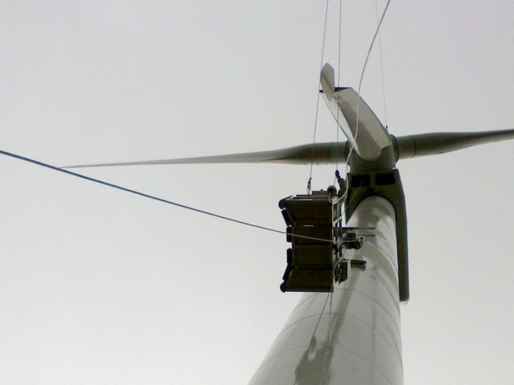 subiendo modublade torre made ae46 web scaled