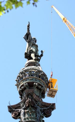 Utiliser Nacelle Suspendue pour Grue - Plaza Colon Barcelone