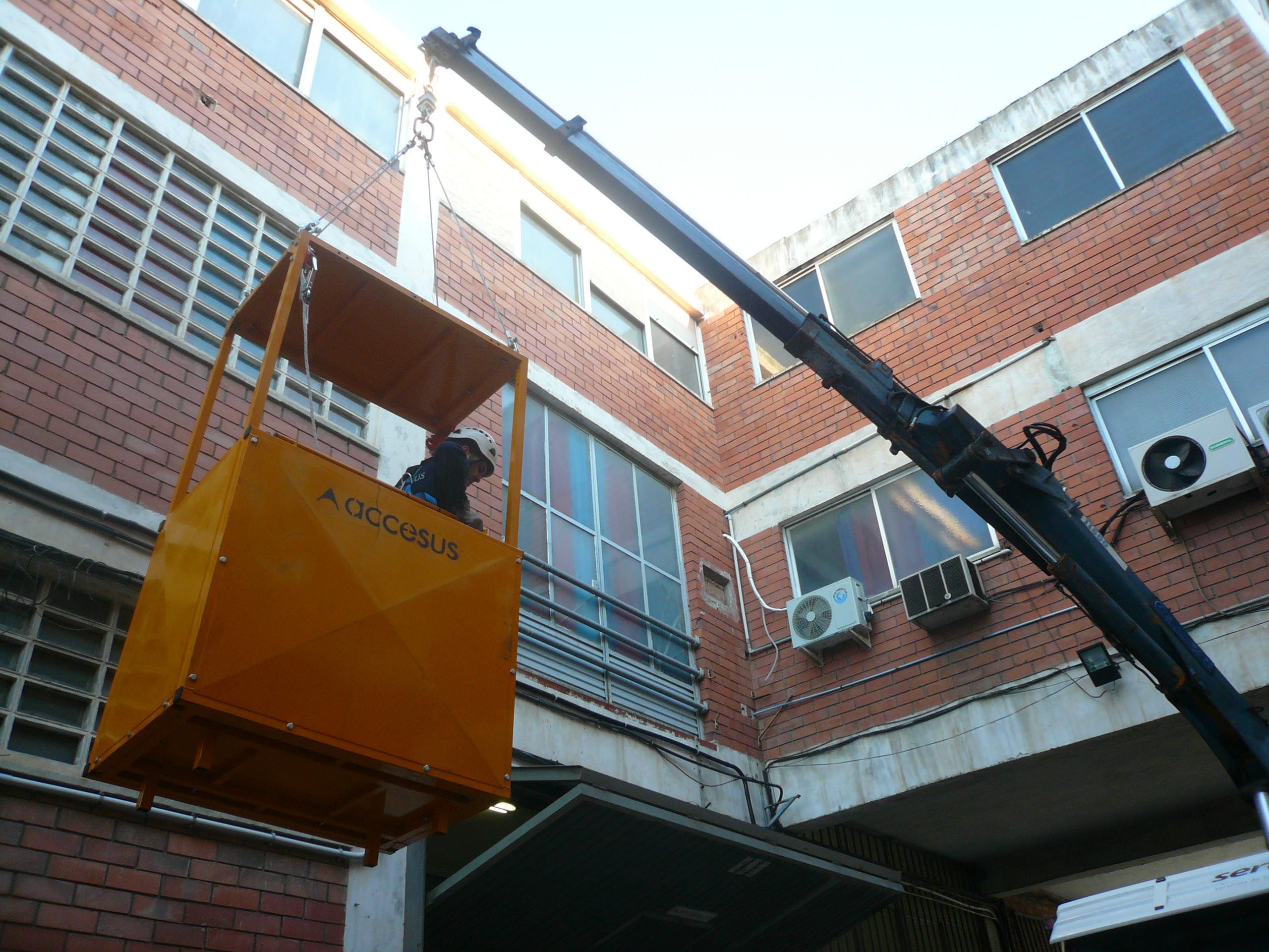 Utiliser Nacelle Suspendue pour Grue CG 300